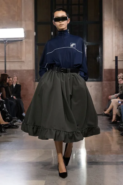 Look 54